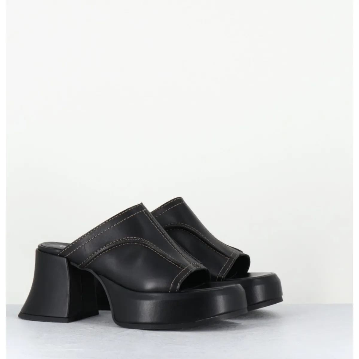 Plateformes^E8 BY MIISTA Mules à plateformes 70s cuir & surpiqûres beiges - LOTA BLACK SANDAL NOIR