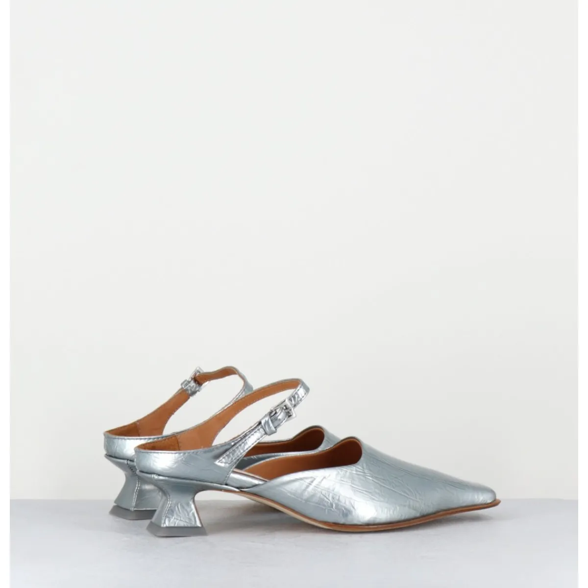 Chaussures^MIISTA Mules bout carré petit talon en cuir irisé ciel - DELF BLUE COURT BLEU