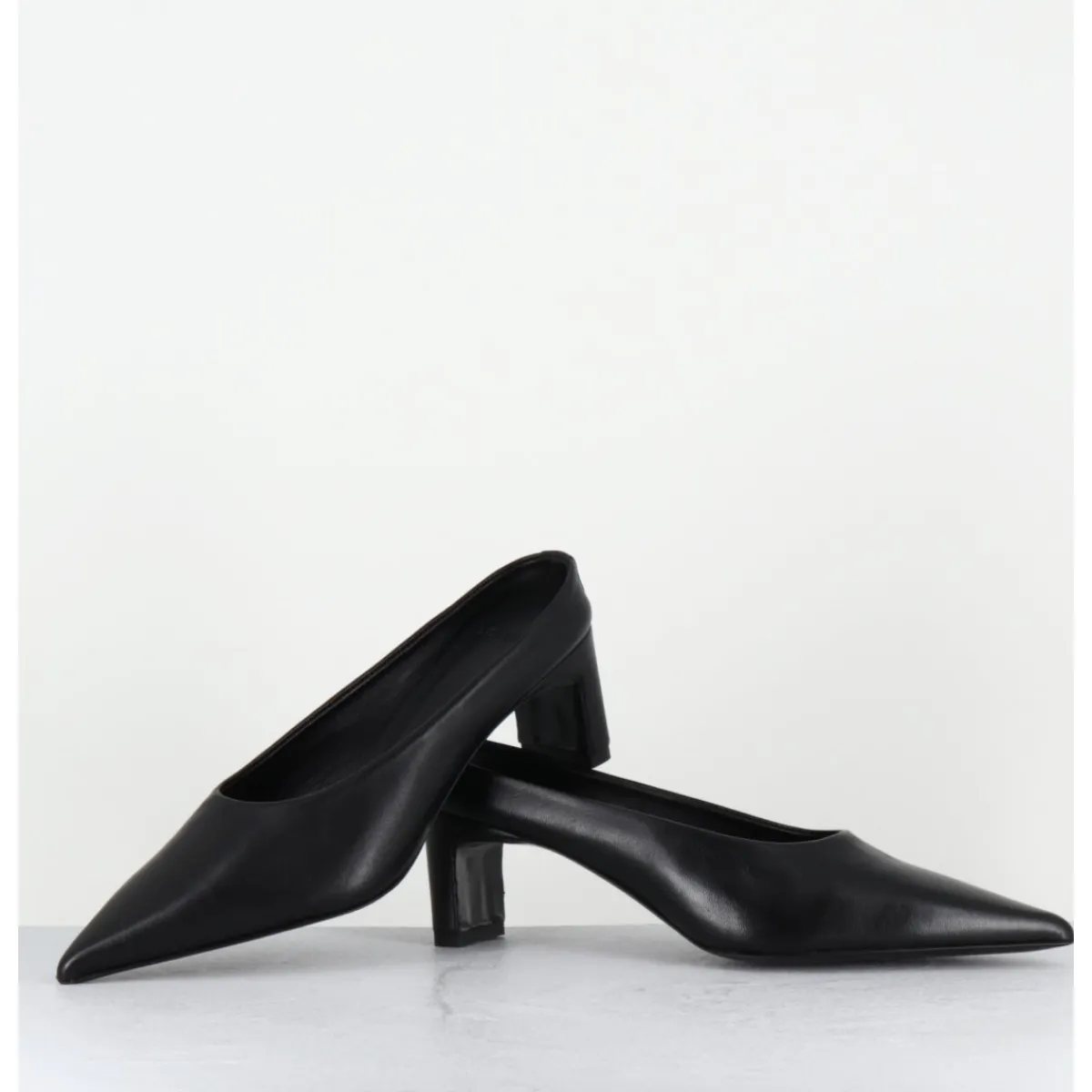 Chaussures^TO&CO Mules bout pointu petit talon en cuir - MULP BLACK COWHIDE NOIR