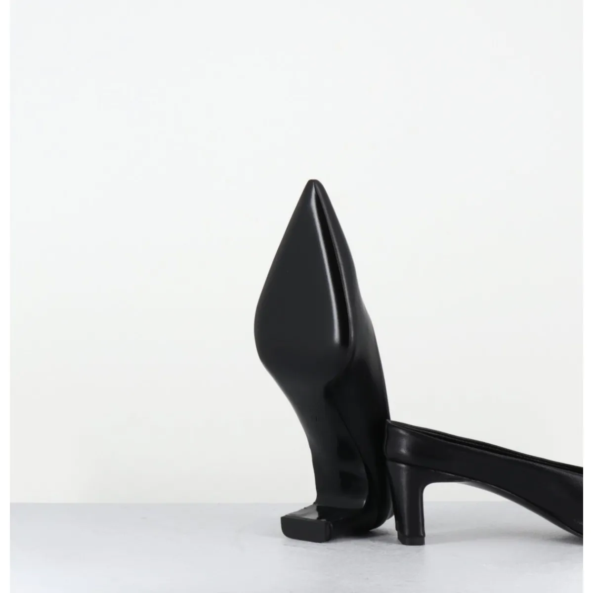 Chaussures^TO&CO Mules bout pointu petit talon en cuir - MULP BLACK COWHIDE NOIR