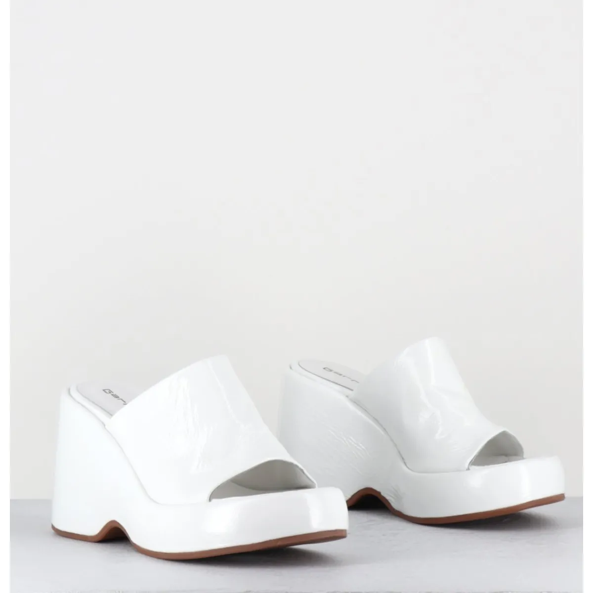 Plateformes^GARRICE LAB Mules compensées 90s en cuir vernis - MASA4 CINDY BIANCO BLANC
