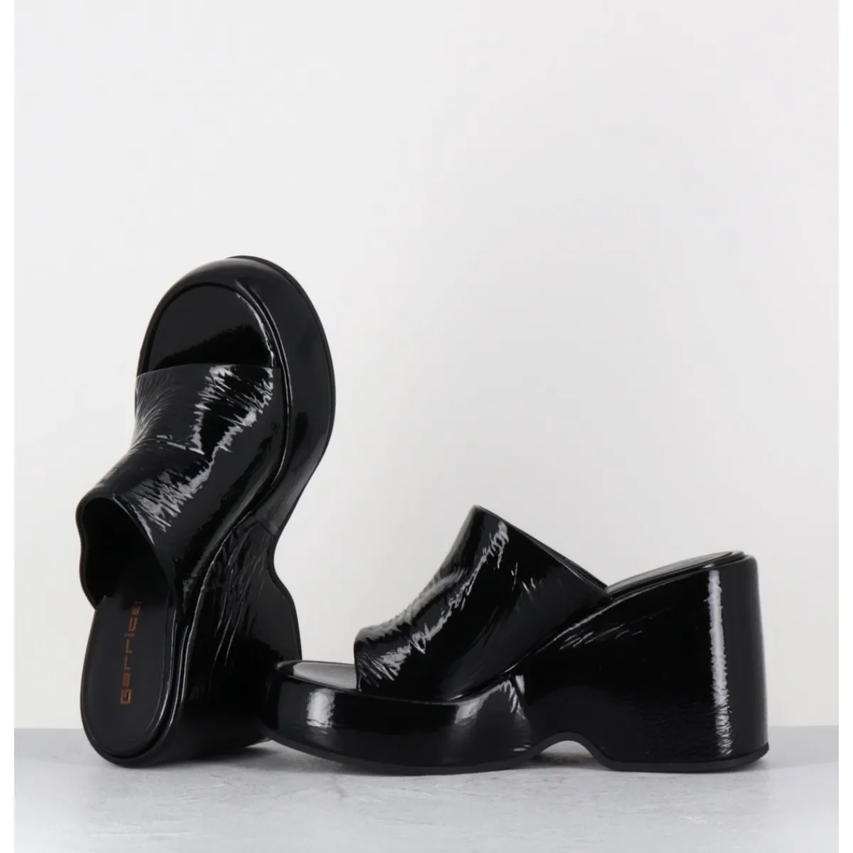 Plateformes^GARRICE LAB Mules compensées 90s en cuir vernis - MASA2 CINDY NERO NOIR
