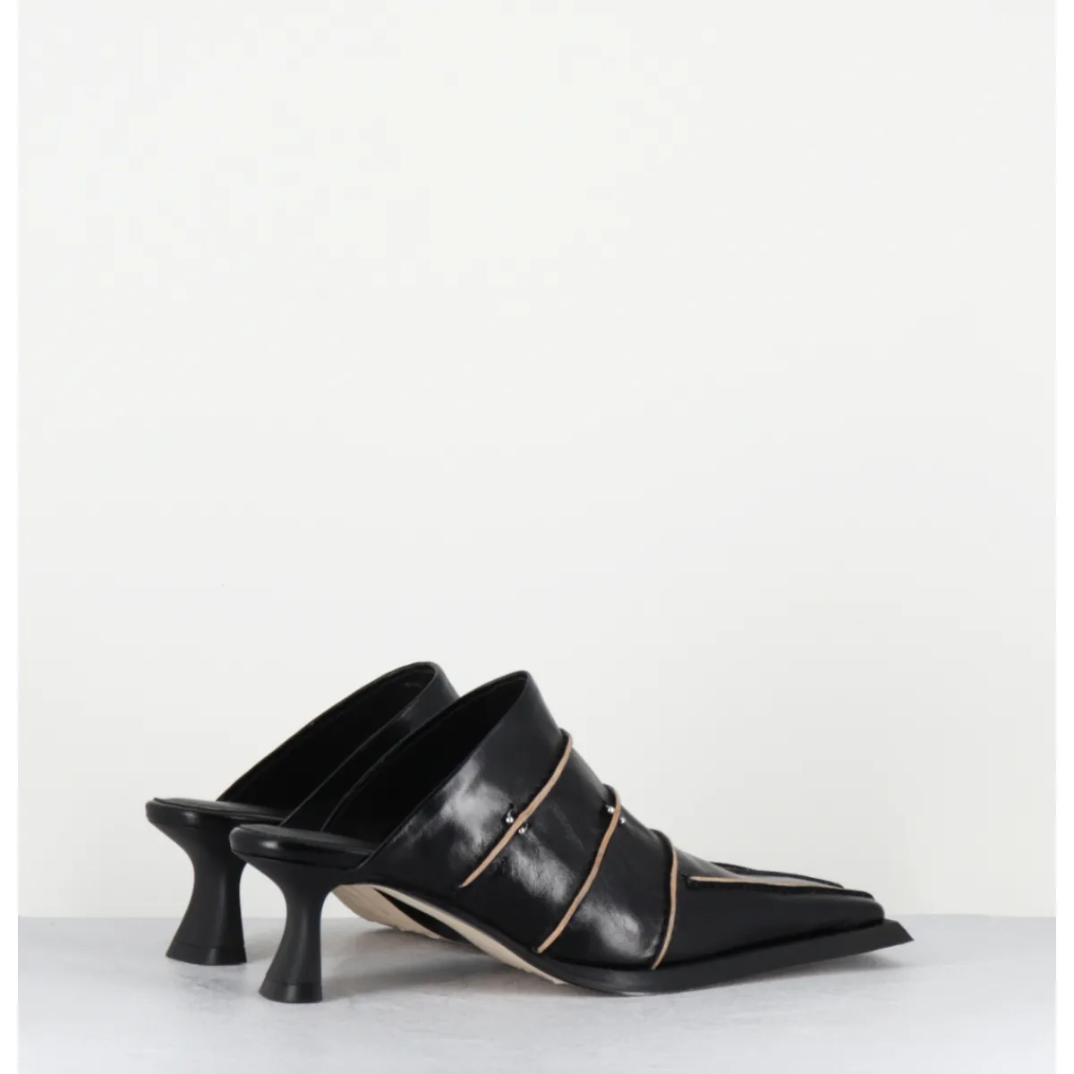 Chaussures^MIISTA Mules cuir & piercings bout carré petit talon - TATTI BLACK MULES NOIR
