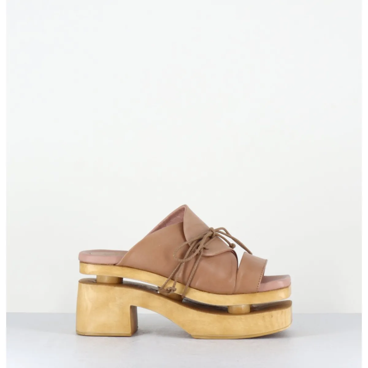 Plateformes^GARRICE LAB Original 70s platform sandals cuir taupe - PRIVA24 SUAVE SAND BEIGE
