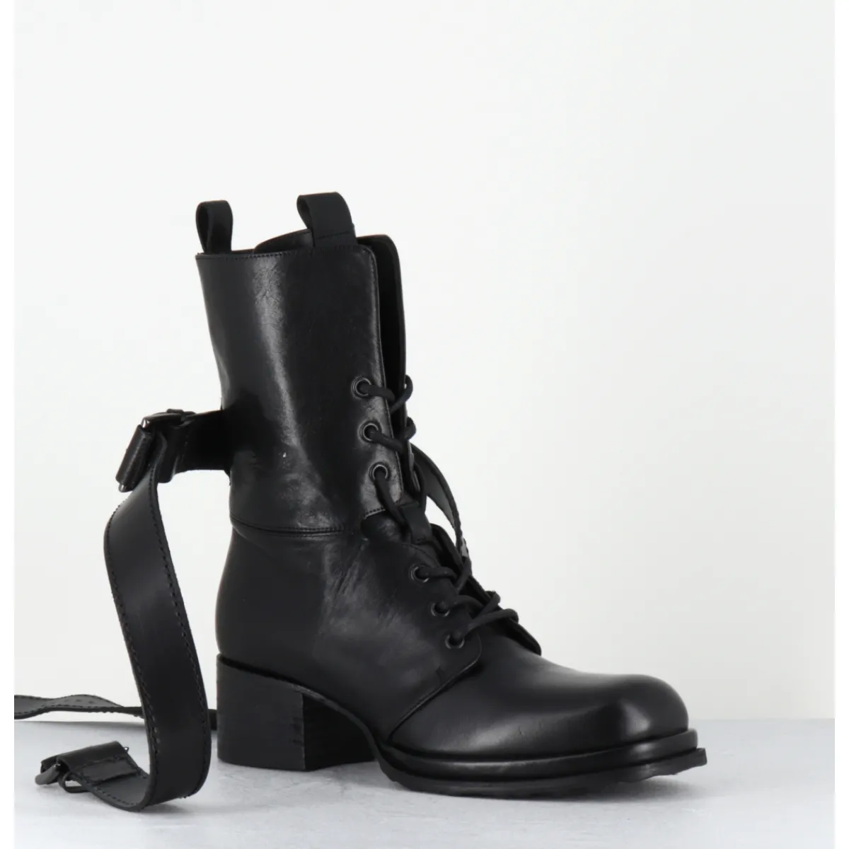 Boots | Bikers^MALLONI Rangers à boucles en cuir - CUARON BLACK BOOT NOIR