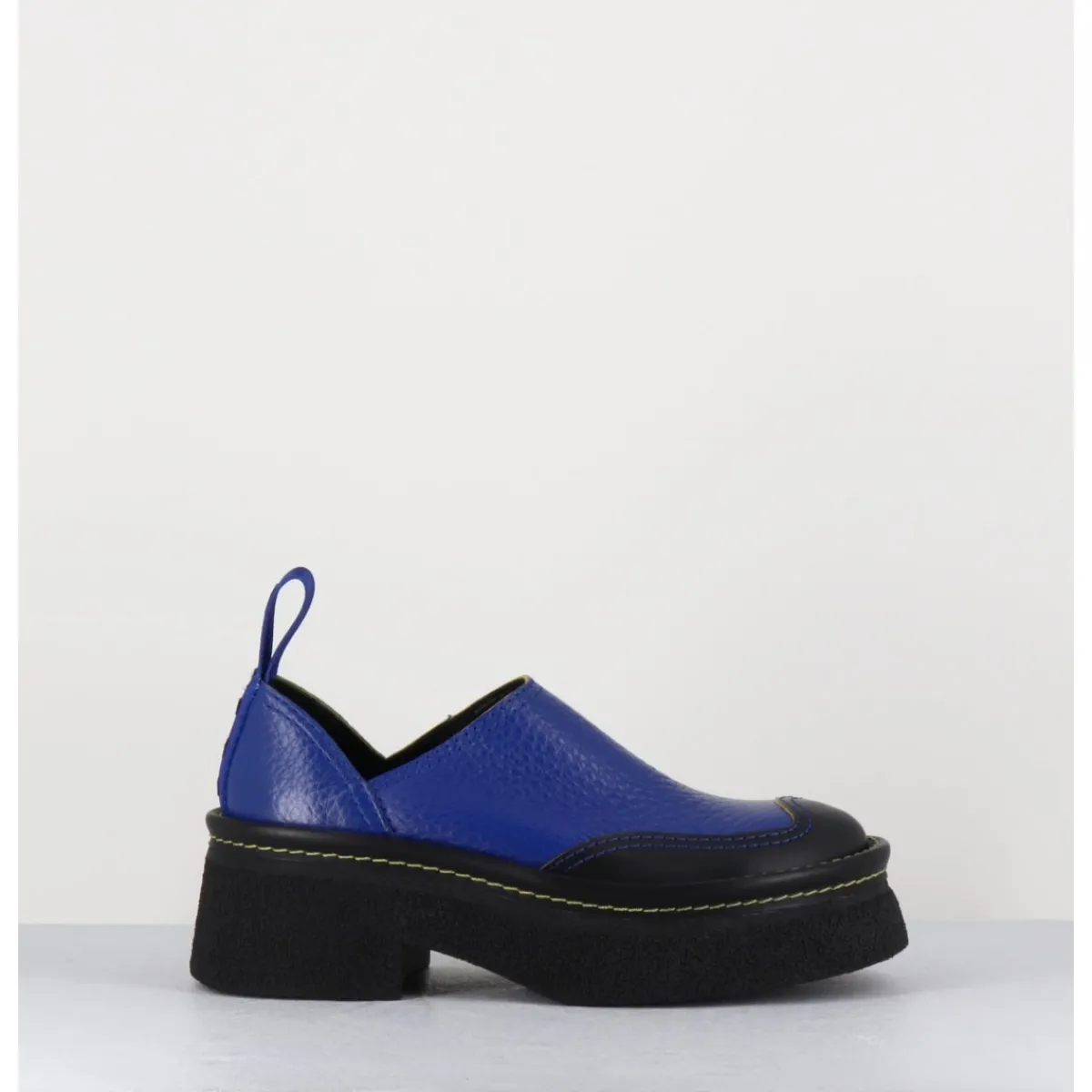 Chaussures^E8 BY MIISTA Sabots chunky cuir grainé électrique - MERCEDES BLUE MULES BLEU