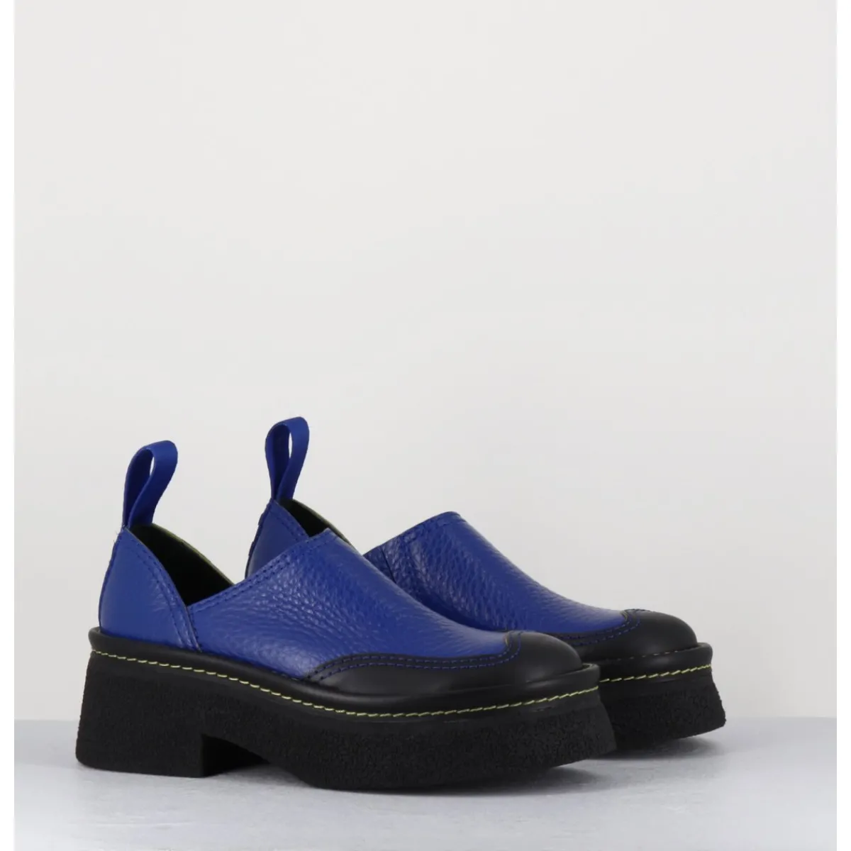 Chaussures^E8 BY MIISTA Sabots chunky cuir grainé électrique - MERCEDES BLUE MULES BLEU