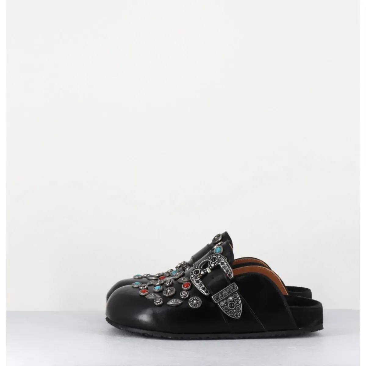 Chaussures^JO GHOST Sabots plats en cuir ornées de pierres - 3602MOD NERO NOIR