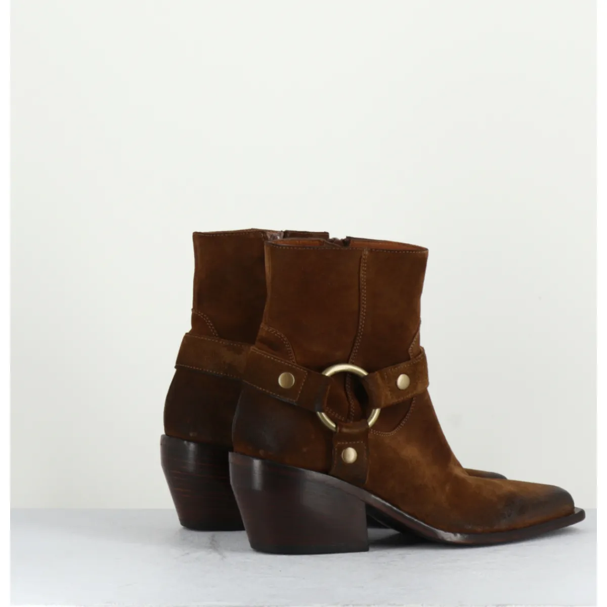 Boots | Santiags^ELENA IACHI Santiags boucle western bout carré daim - E2646H24 VELOUR NUCCIOLA MARRON