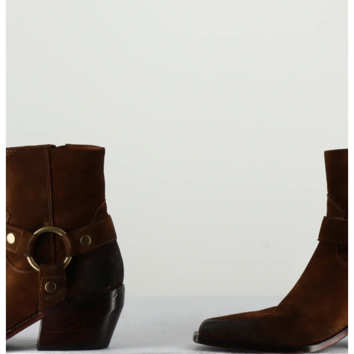 Boots | Santiags^ELENA IACHI Santiags boucle western bout carré daim - E2646H24 VELOUR NUCCIOLA MARRON