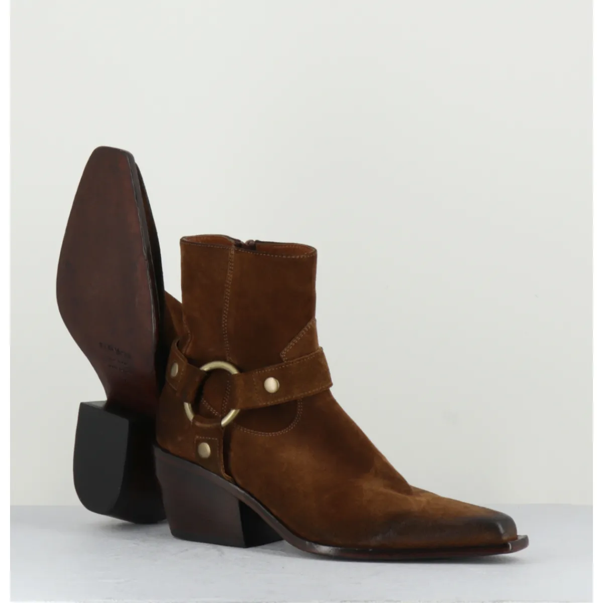 Boots | Santiags^ELENA IACHI Santiags boucle western bout carré daim - E2646H24 VELOUR NUCCIOLA MARRON