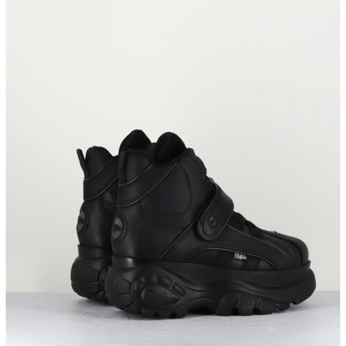 Sneakers^BUFFALO LONDON Sneakers hautes à plateforme Buffalo Original cuir - 1348 NOIR